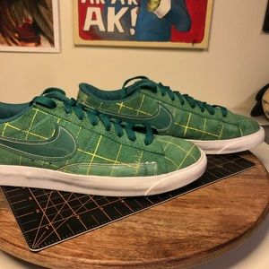 Nike blazer lows men’s sz 9.5 “ green noise”